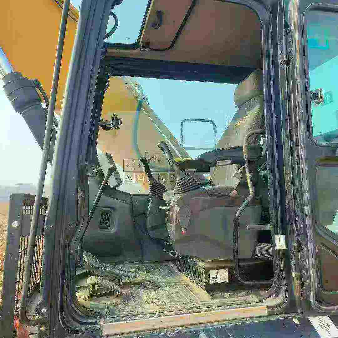 Used Sany SY245H Excavator 2017 Model / 9