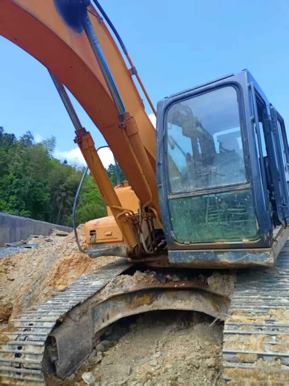 Used Hyundai R215-7C Excavator 2014 Model / 9