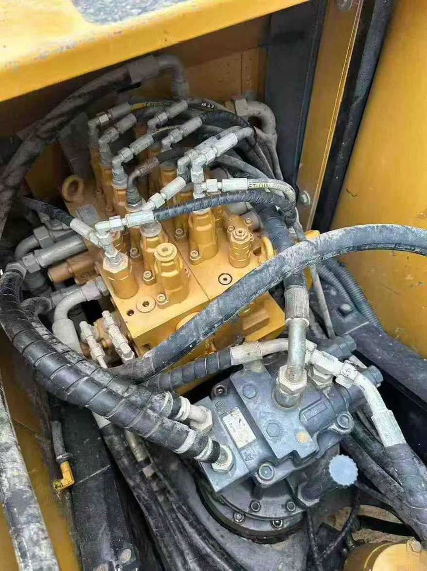 Used Sany SY125H Excavator 2019 Model / 4