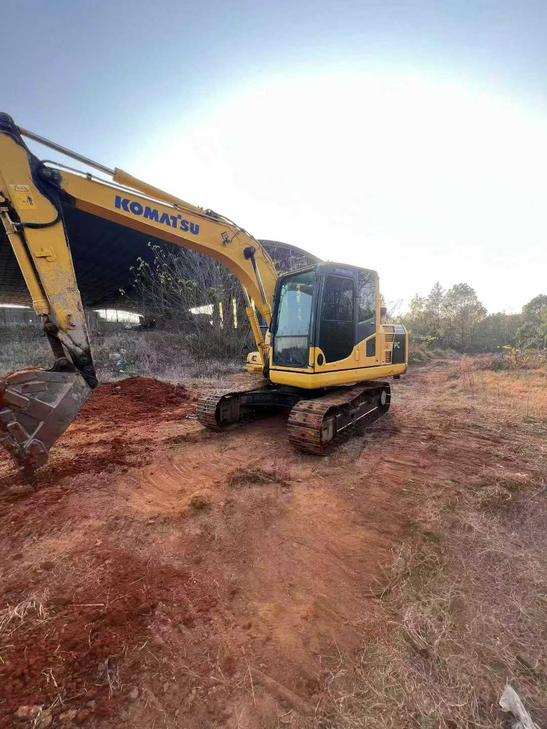 Buy Komatsu PC110-7 Used Excavator / 1