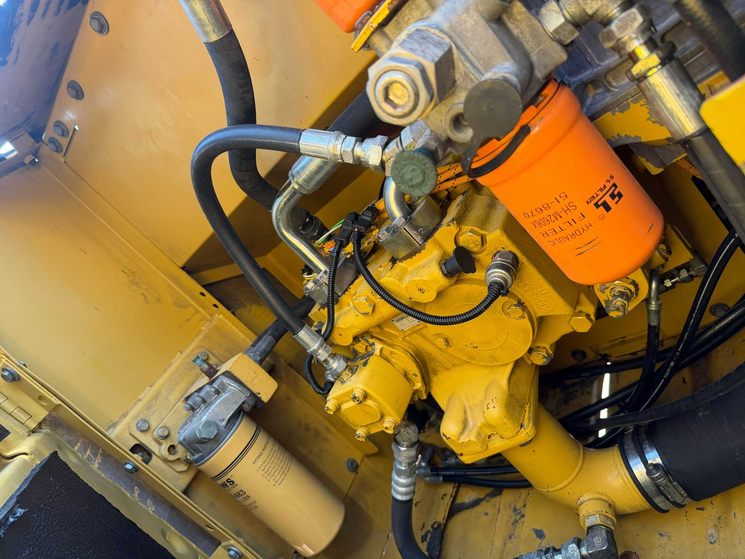 Used Caterpillar 320D Excavator 2016 Model / 9