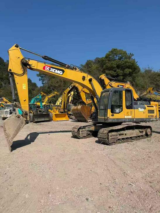 Buy XCMG LW200 Used Excavator / 1