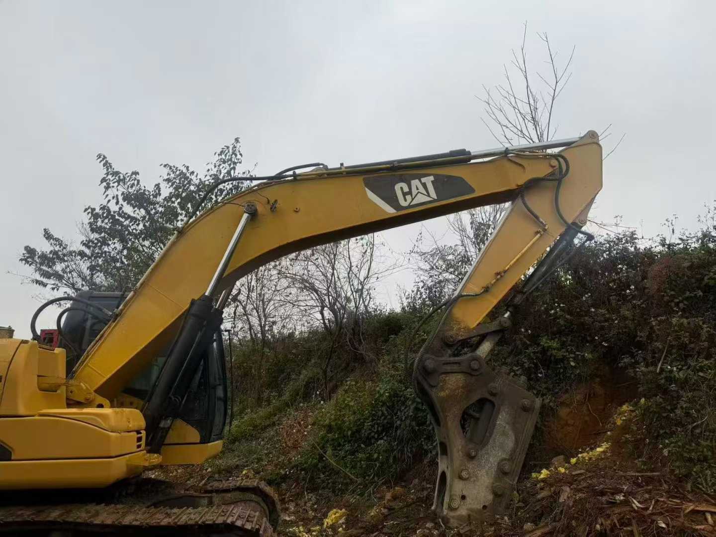 Used Caterpillar 320D Excavator 2016 Model / 2