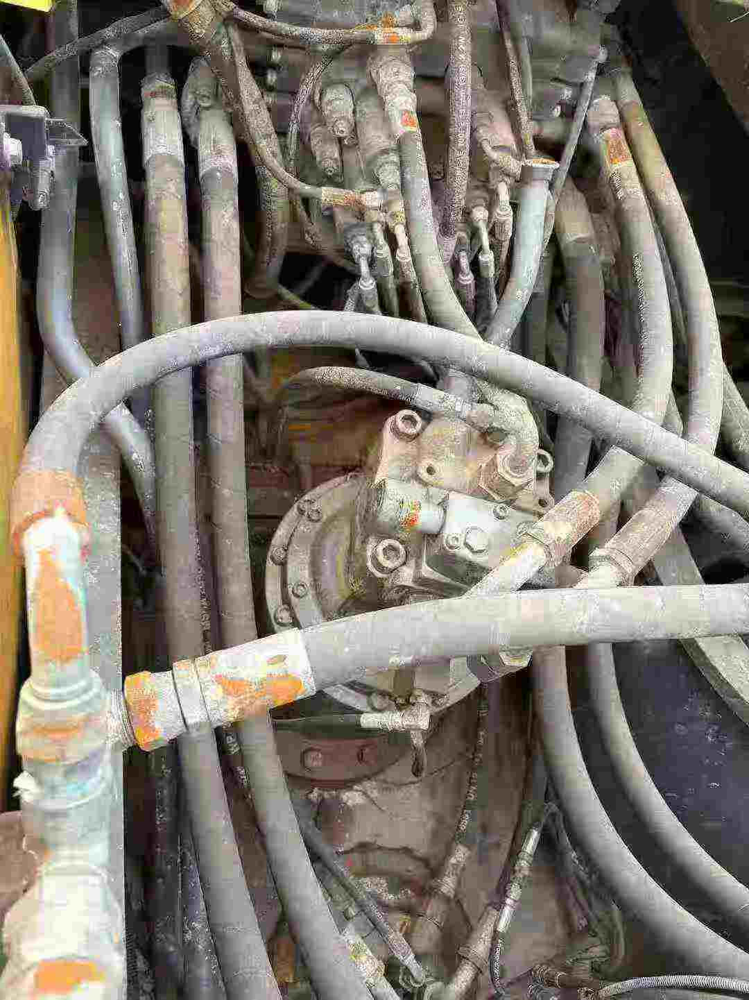 Used Volvo EC200 Excavator 2019 Model / 5