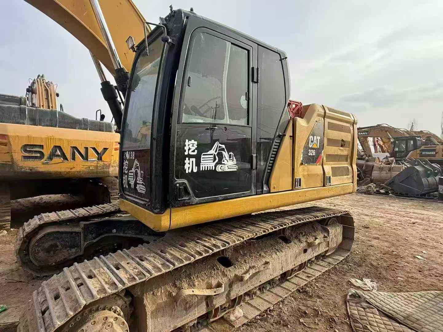 Used Caterpillar 323 Excavator 2018 Model / 2