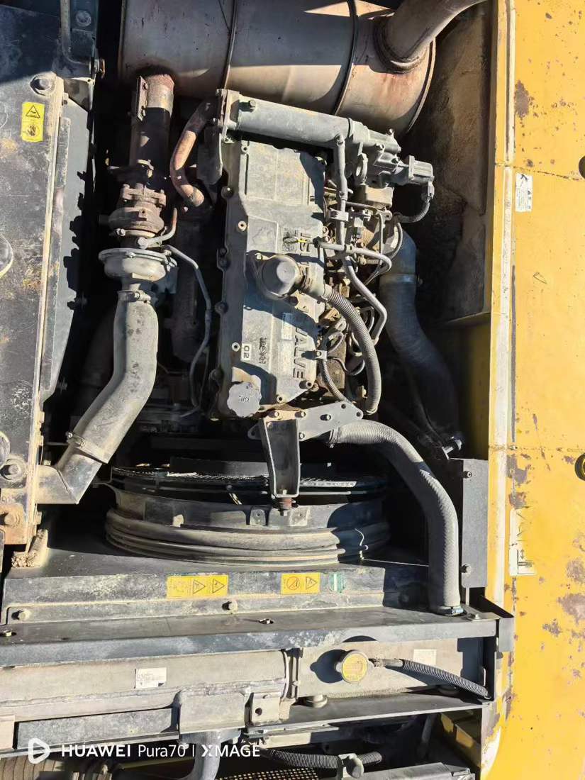 Used Sumitomo SH240-5 Excavator 2016 Model / 4