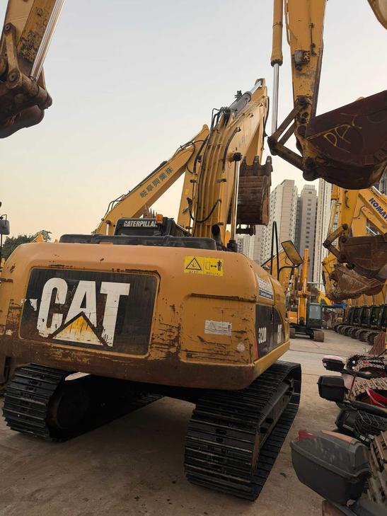 Buy Caterpillar 320D Used Excavator / 1