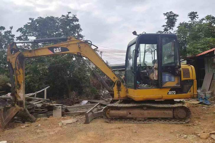 Buy Caterpillar 306E Used Excavator / 1