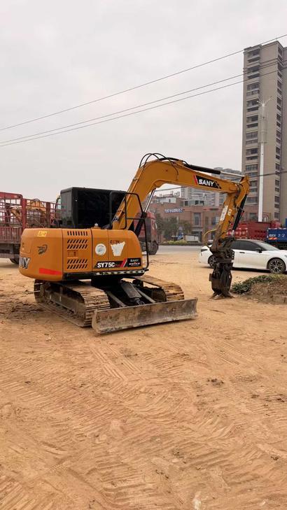 Buy Sany SY75 Used Excavator / 1