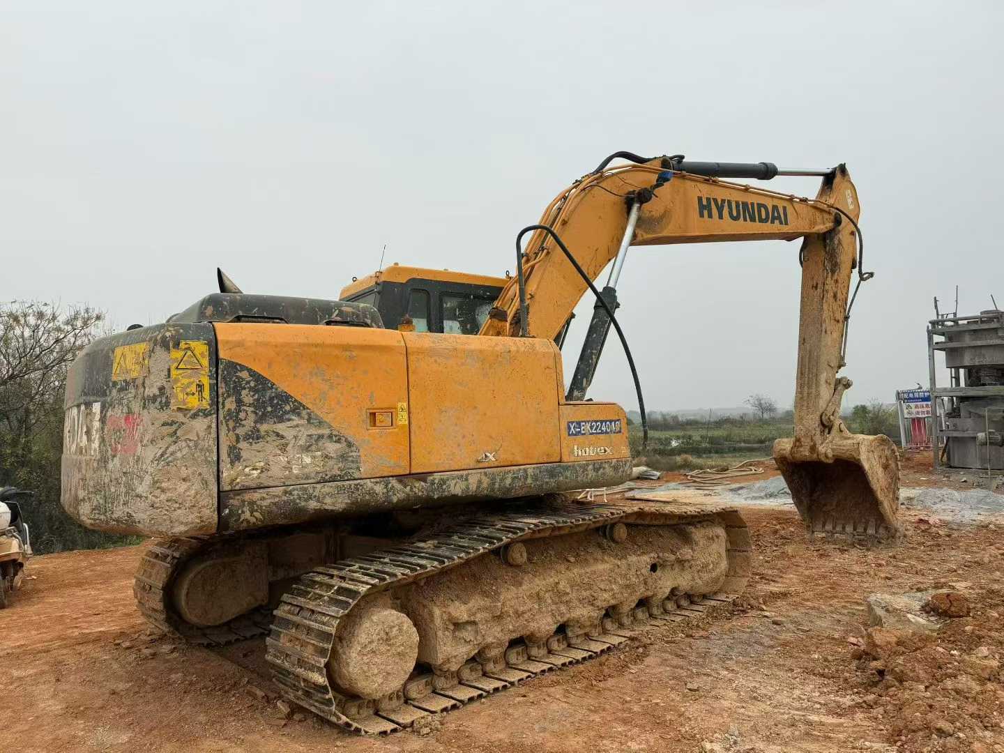 Used Hyundai R215VSN Excavator 2016 Model / 9