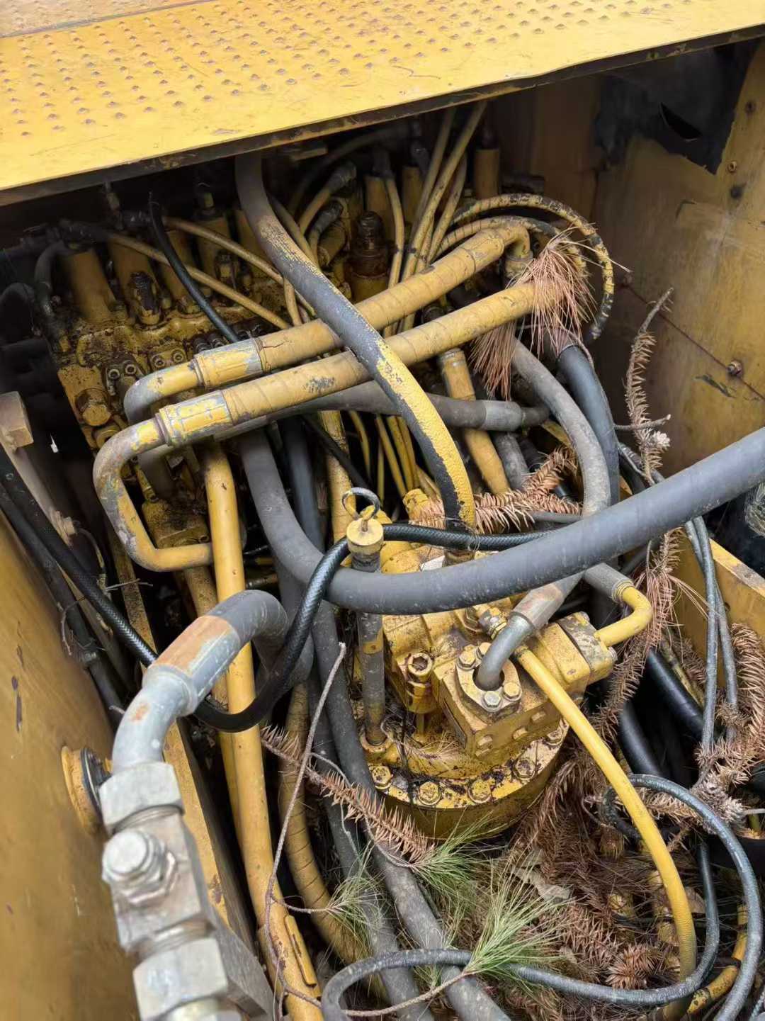 Used Caterpillar 320D Excavator 2016 Model / 5