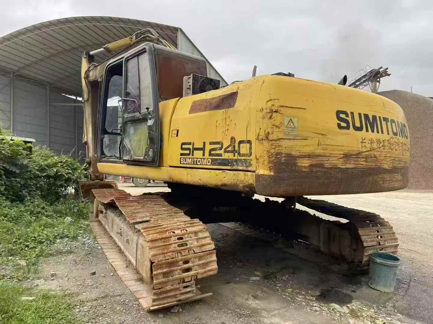 Used Sumitomo SH240-3 Excavator 2016 Model / 2
