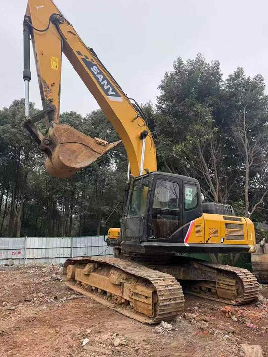 Buy Sany SY245H Used Excavator / 1