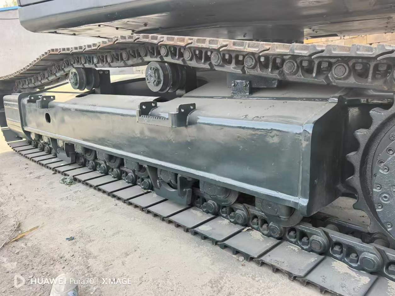 Used Hyundai R385LVS Excavator 2016 Model / 6