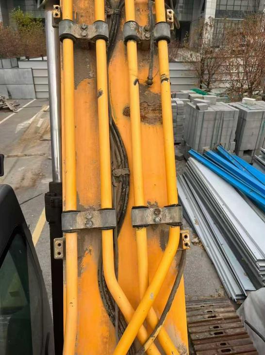 Buy Hyundai R225-7 Used Excavator / 1