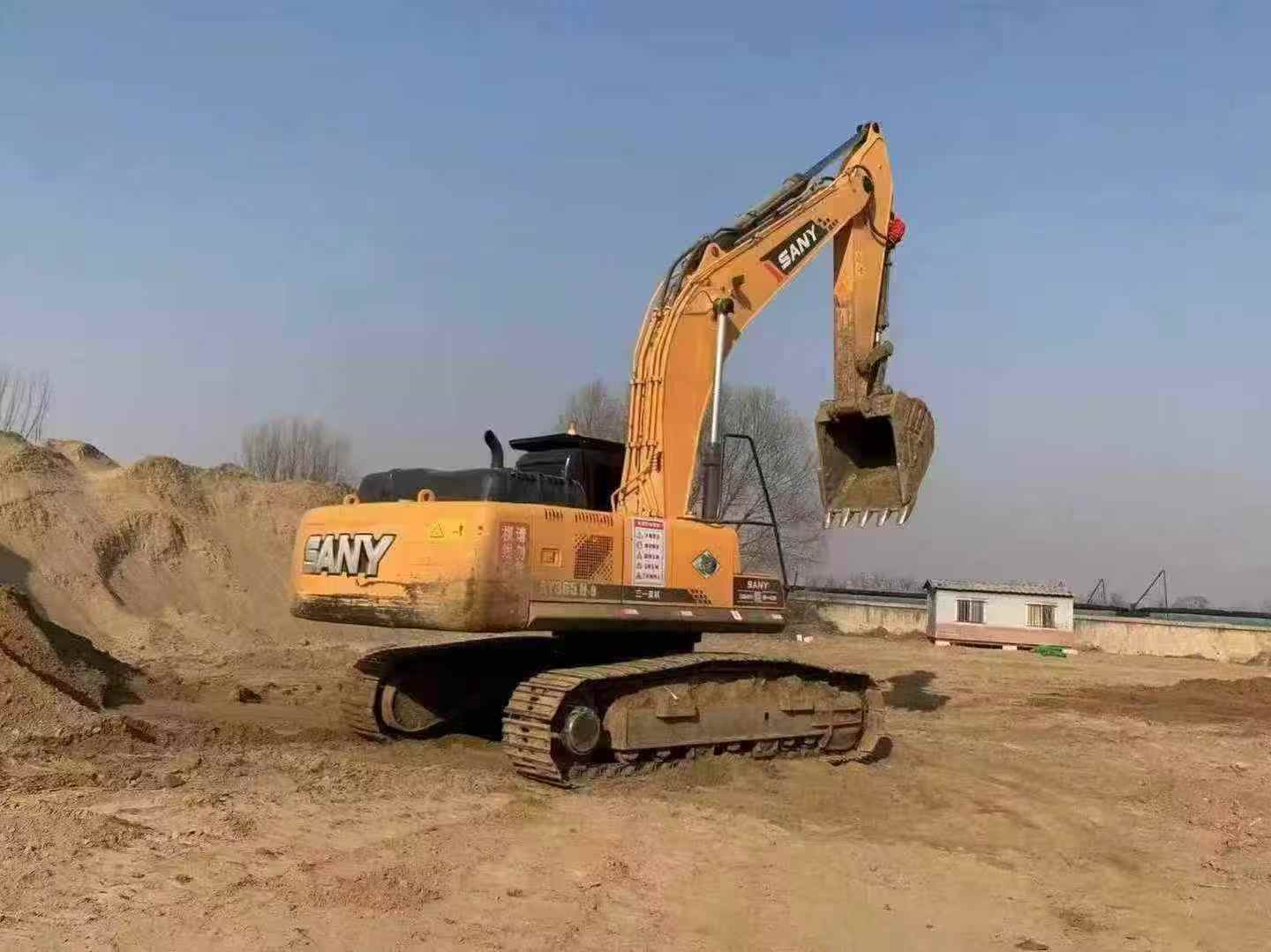 Used Sany SY305H Excavator 2016 Model / 4