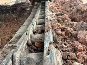 Buy Doosan DL300 Used Excavator / 7 Used Doosan DL300 Excavator 2016 Model / 7