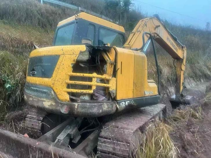 Buy Hyundai HX75 Used Excavator / 1