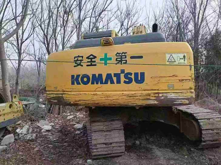 Buy Komatsu PC200-8 Used Excavator / 1