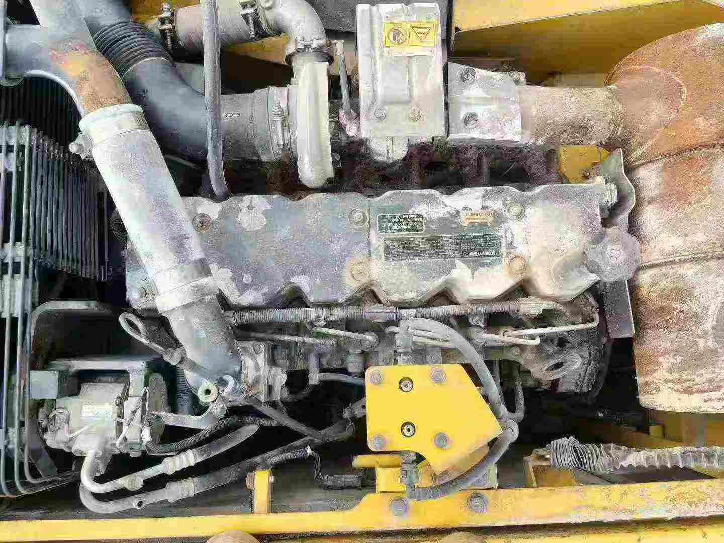 Used Komatsu PC210-8 Excavator 2016 Model / 6