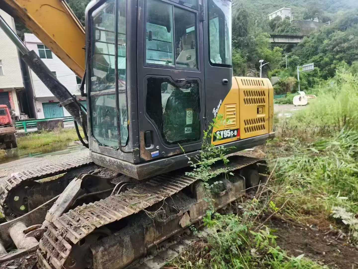 Used Sany SY95C Excavator 2016 Model / 4