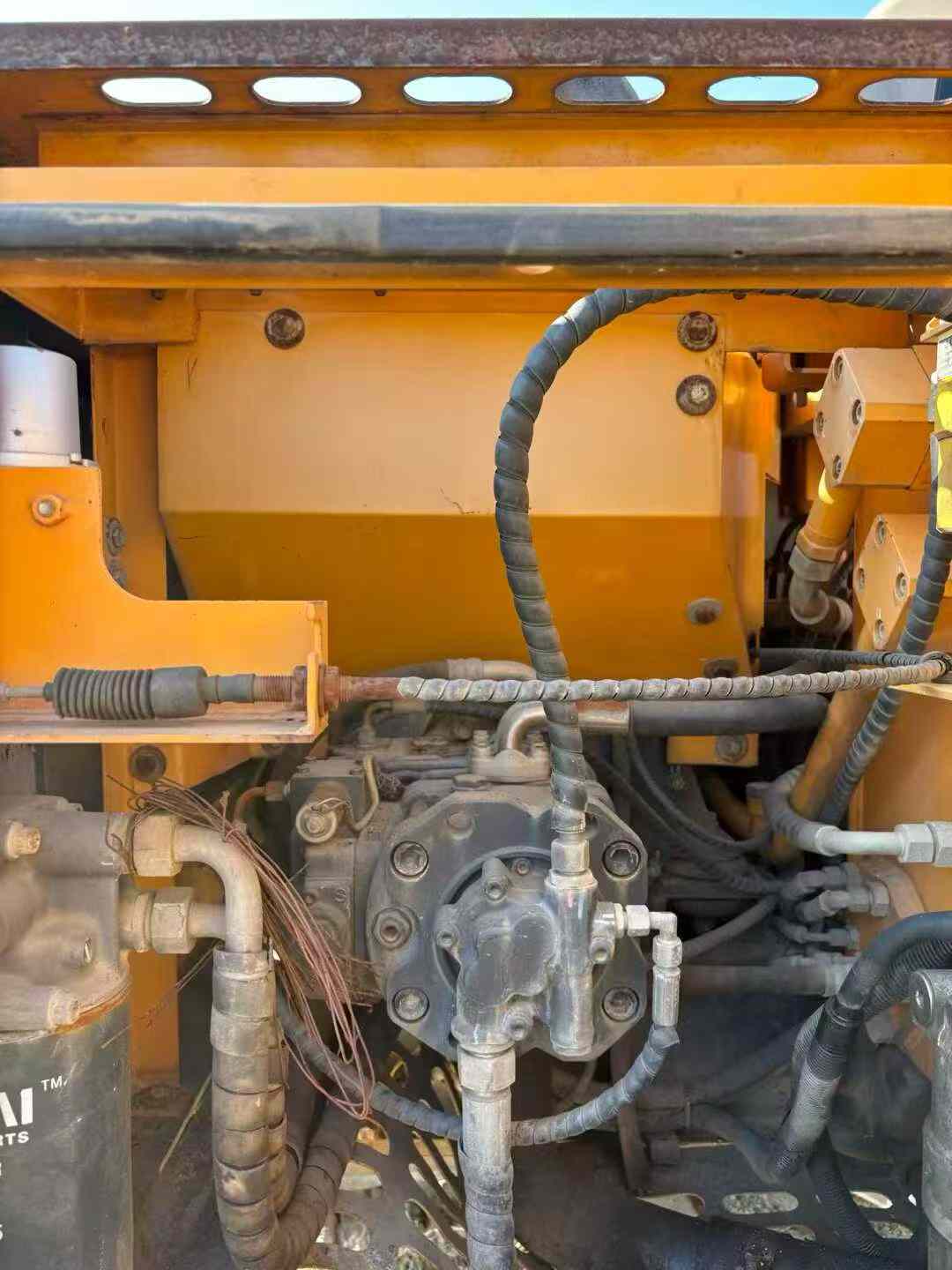 Used Sany SY135 Excavator 2016 Model / 2