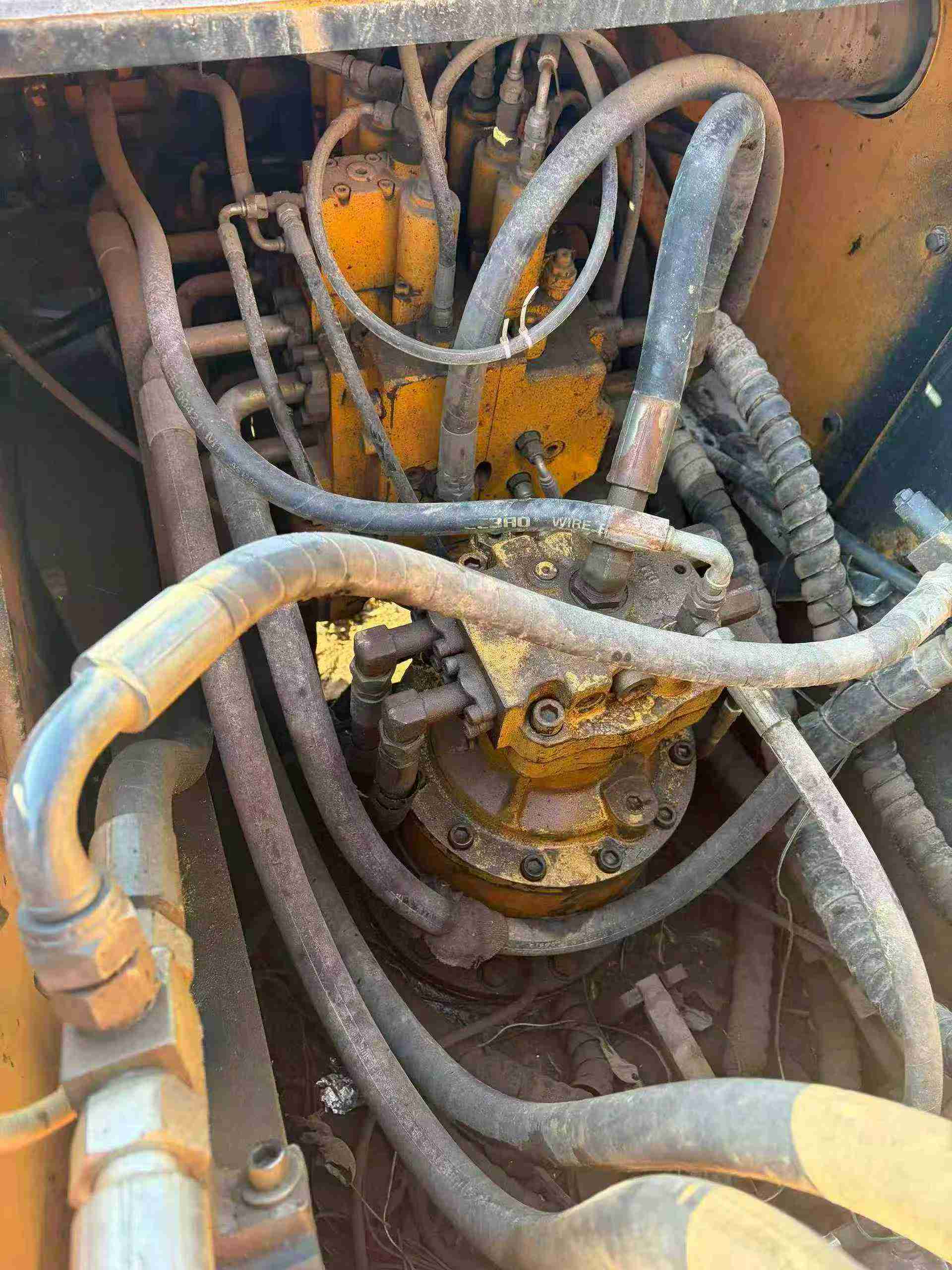 Used Hyundai R215-9 Excavator 2016 Model / 8