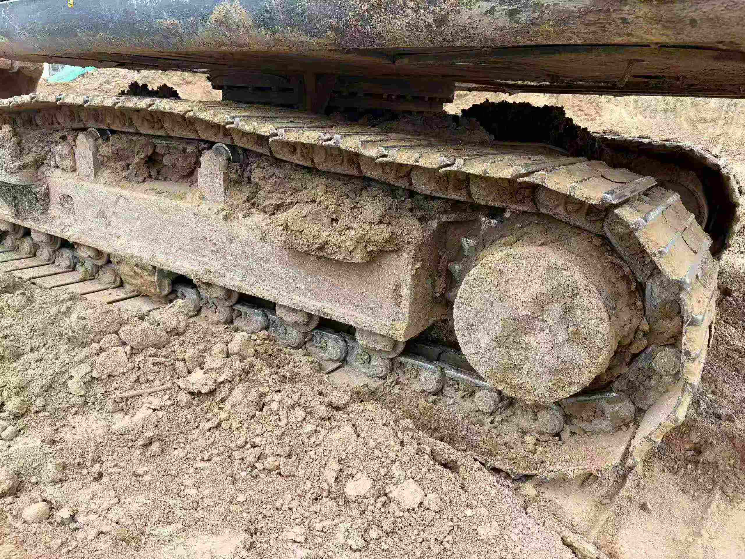 Used XCMG XE205GH Excavator 2022 Model / 4