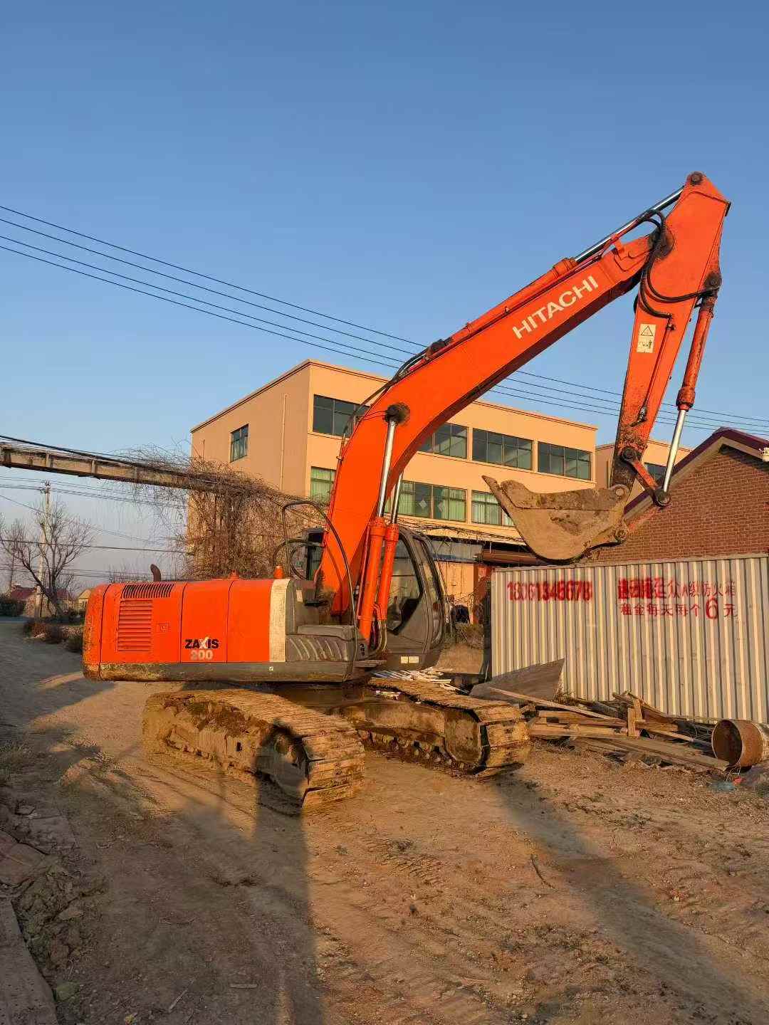 Used Hitachi ZAXIS200 Excavator 2010 Model / 2