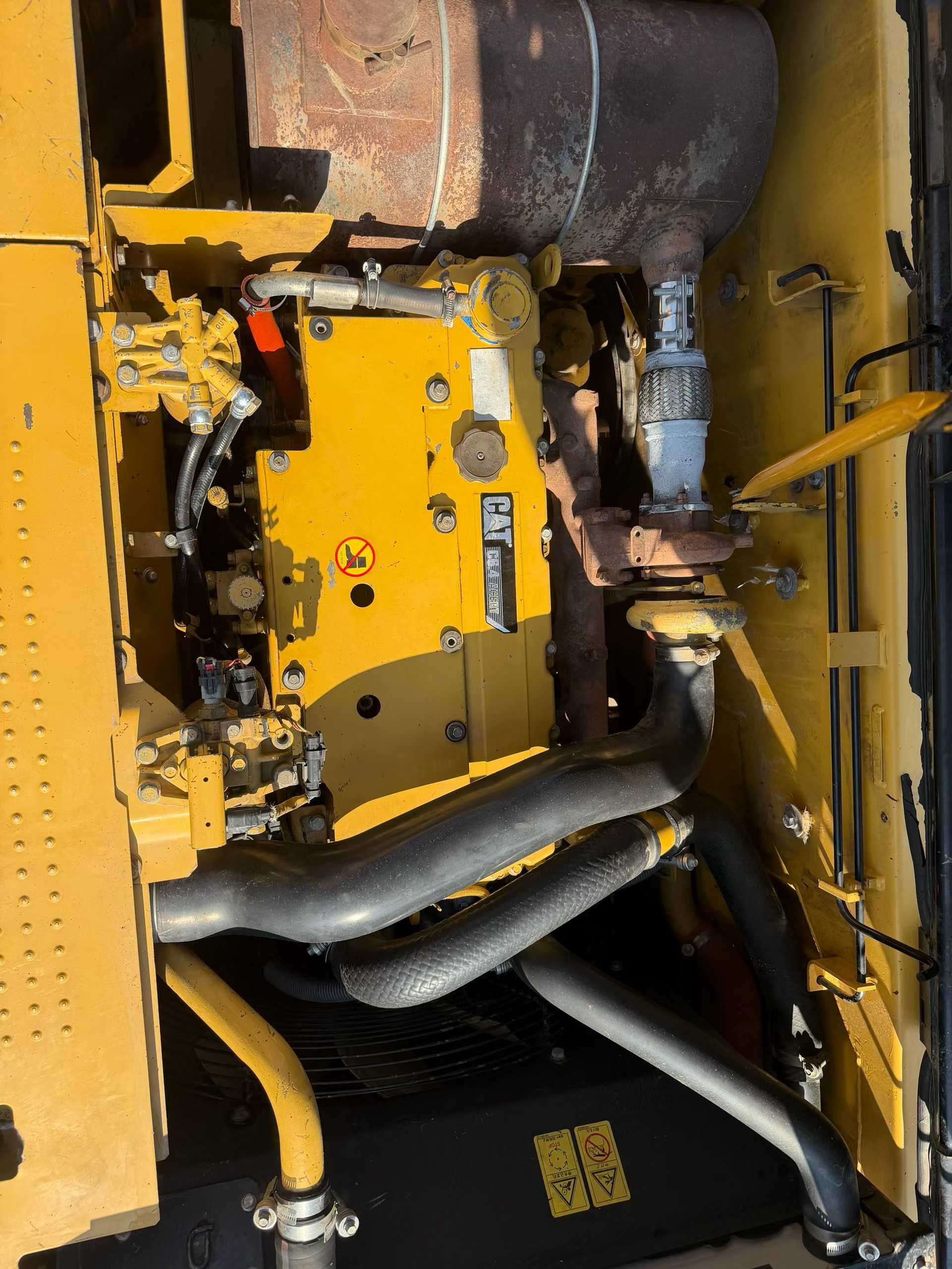 Used Caterpillar 320D Excavator 2016 Model / 5