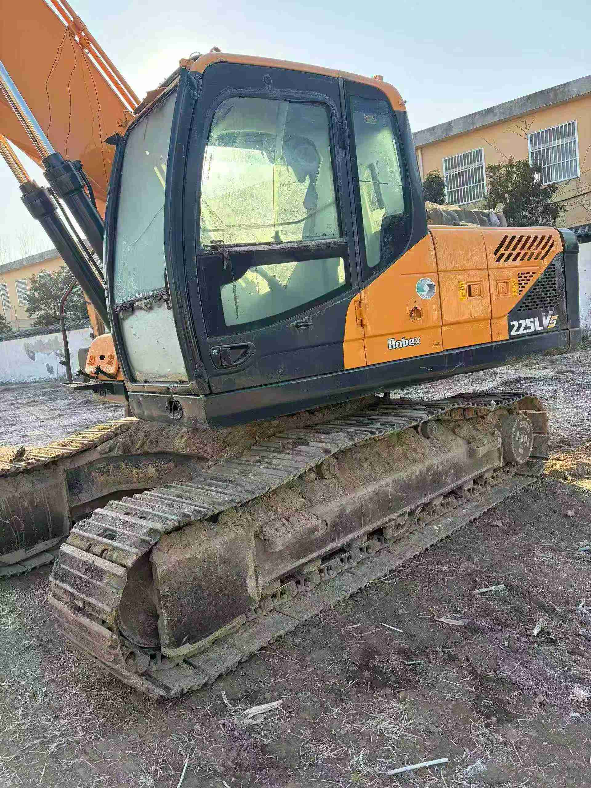 Used Hyundai R215-9 Excavator 2016 Model / 3