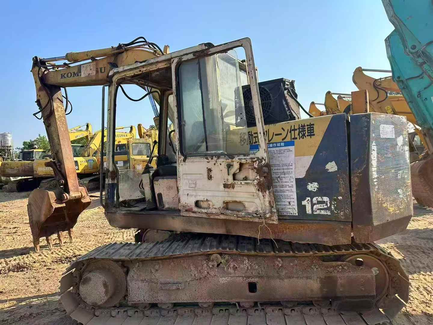Used Komatsu PW100 Excavator 2016 Model / 3