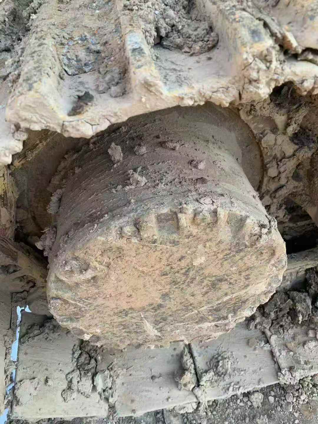 Used Komatsu PC200-8 Excavator 2016 Model / 3