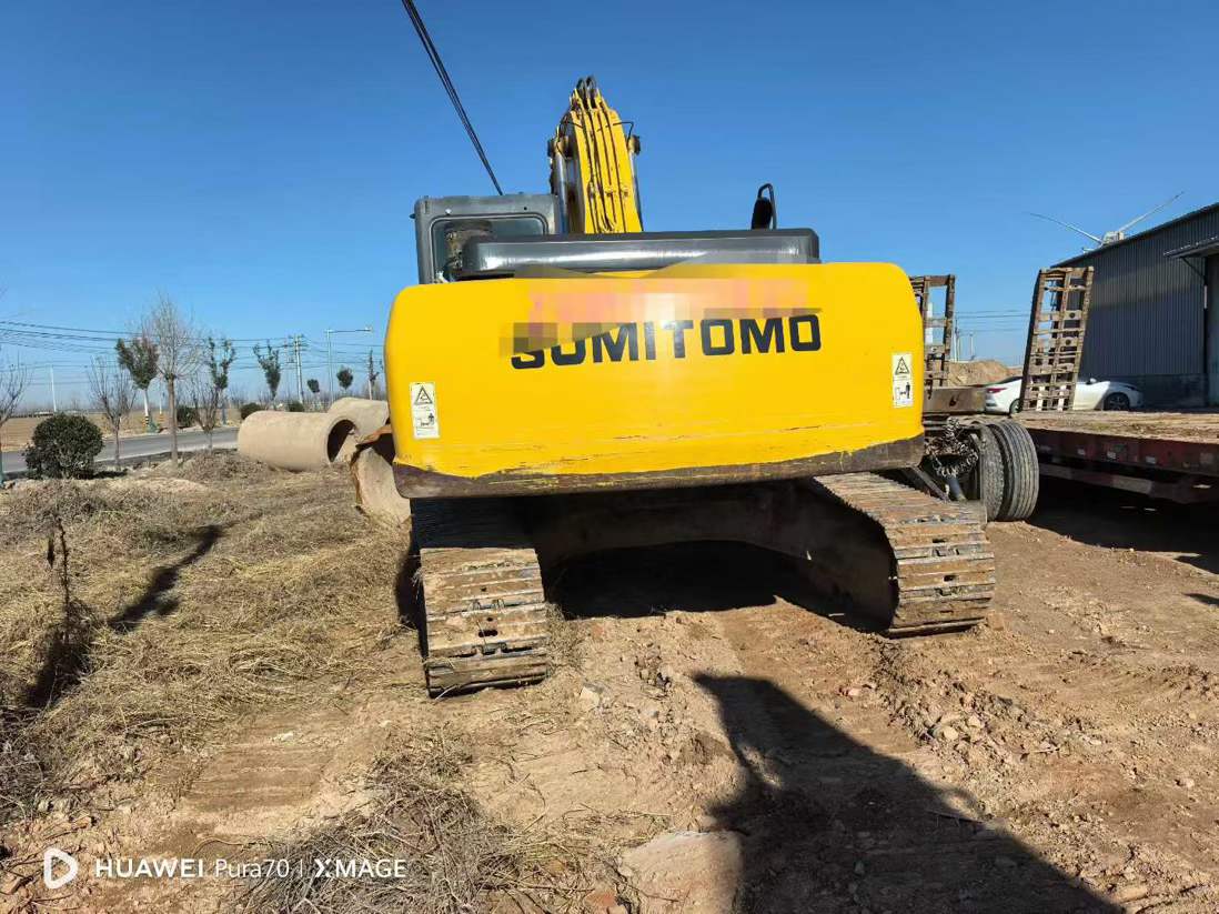 Used Sumitomo SH240-5 Excavator 2016 Model / 2
