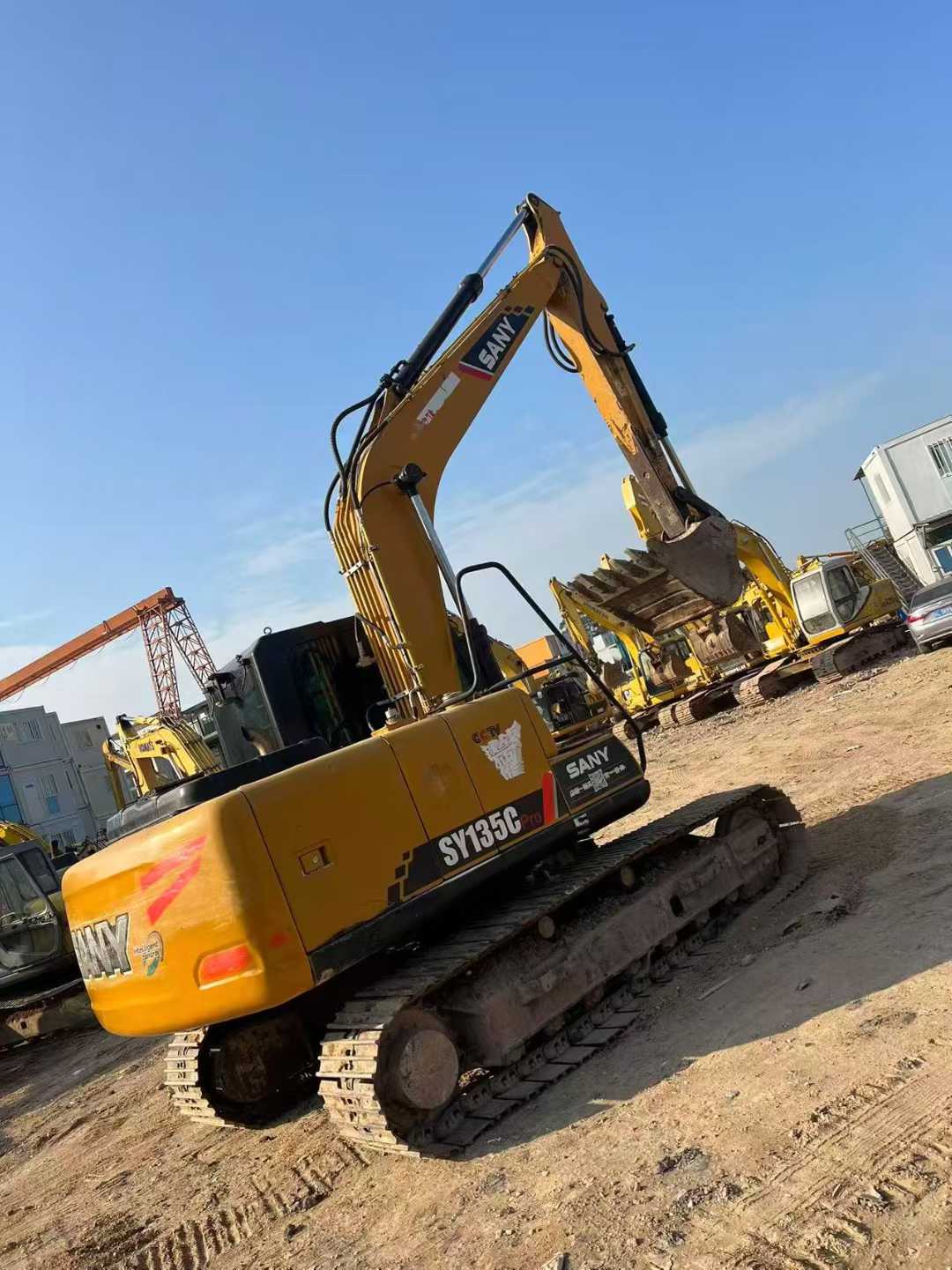 Used Sany SY135 Excavator 2016 Model / 3