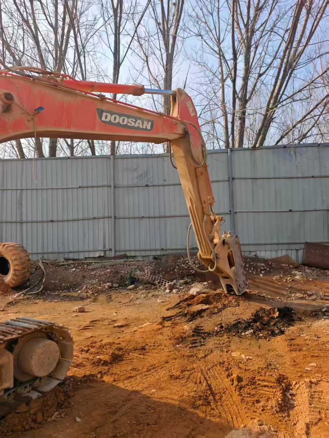 Used Doosan S225 Excavator 2016 Model / 3