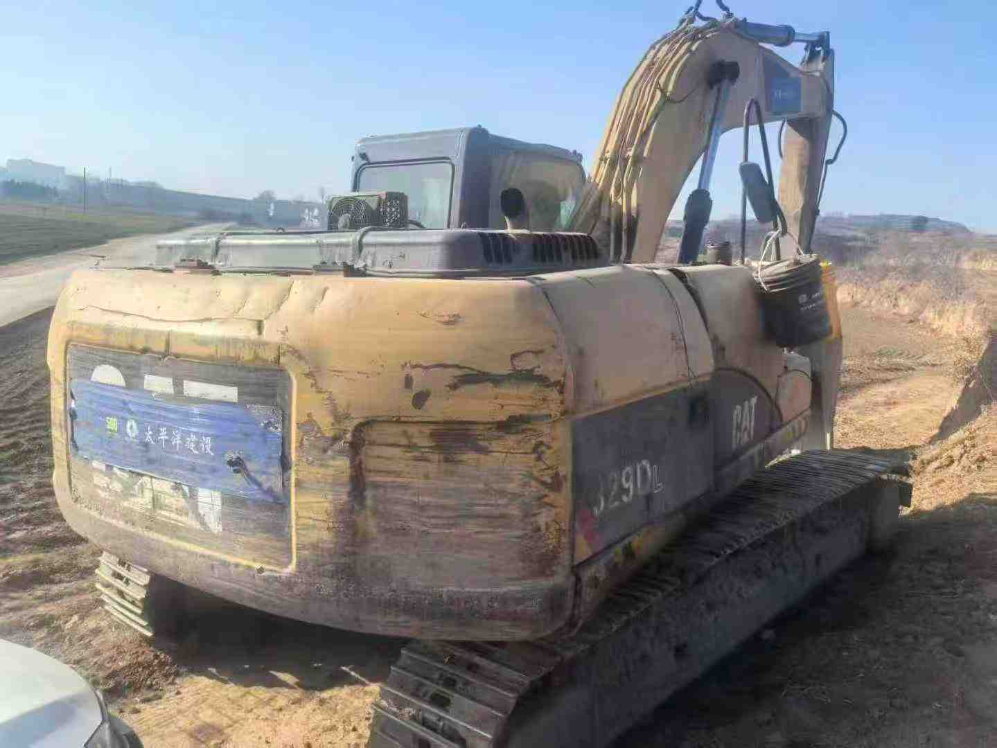 Used Caterpillar 323 Excavator 2016 Model / 5