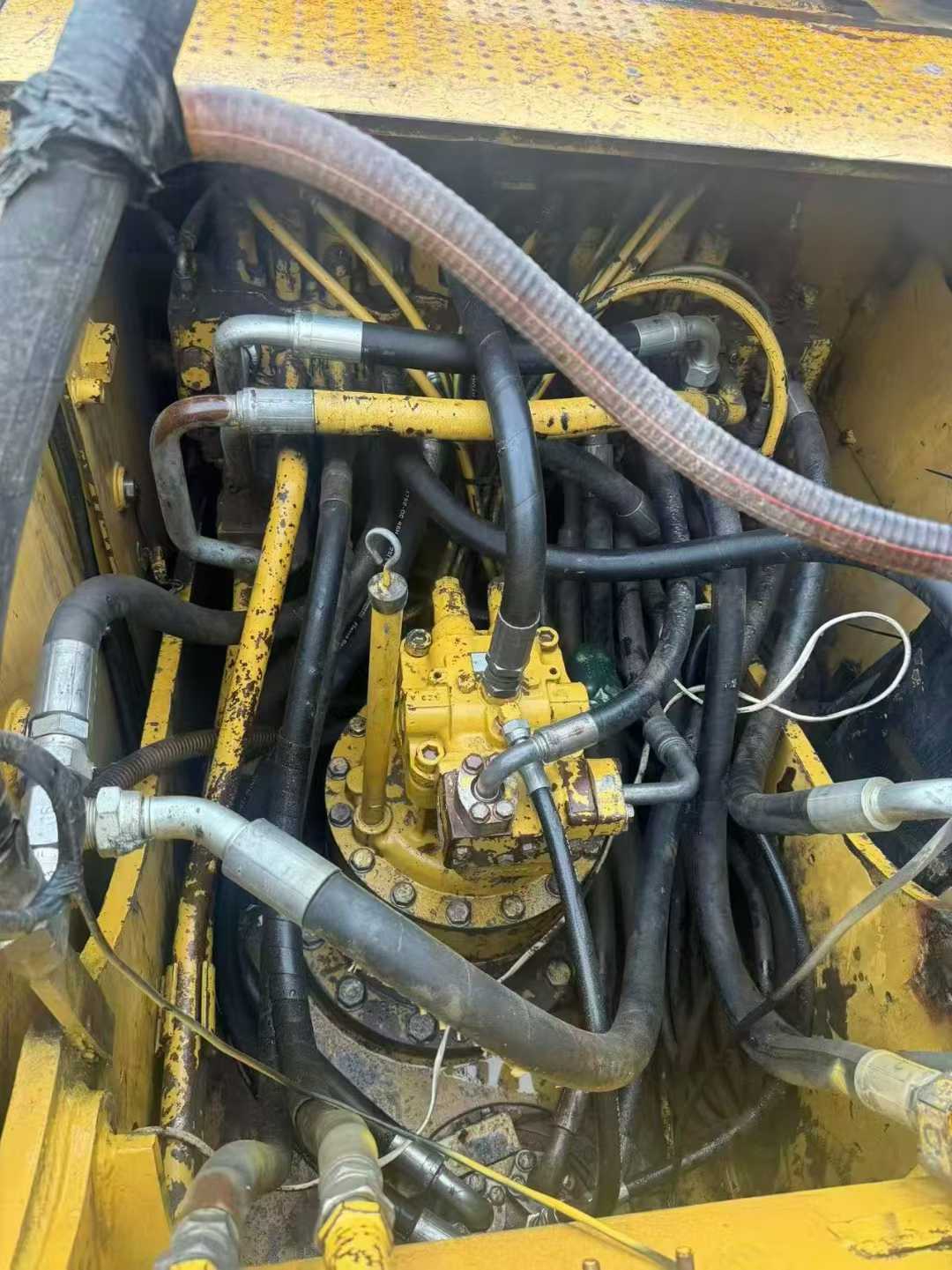 Used Caterpillar 320D Excavator 2016 Model / 5