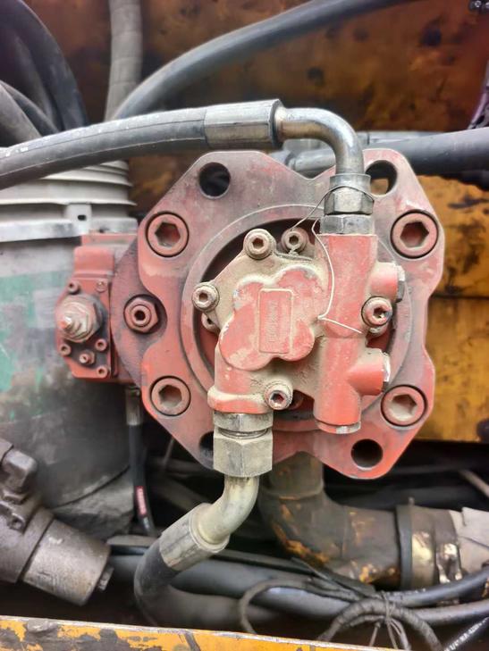 Buy Hyundai R215VSN Used Excavator / 1