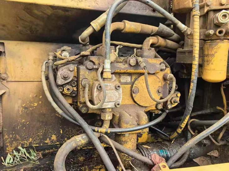 Buy Caterpillar 320C Used Excavator / 1