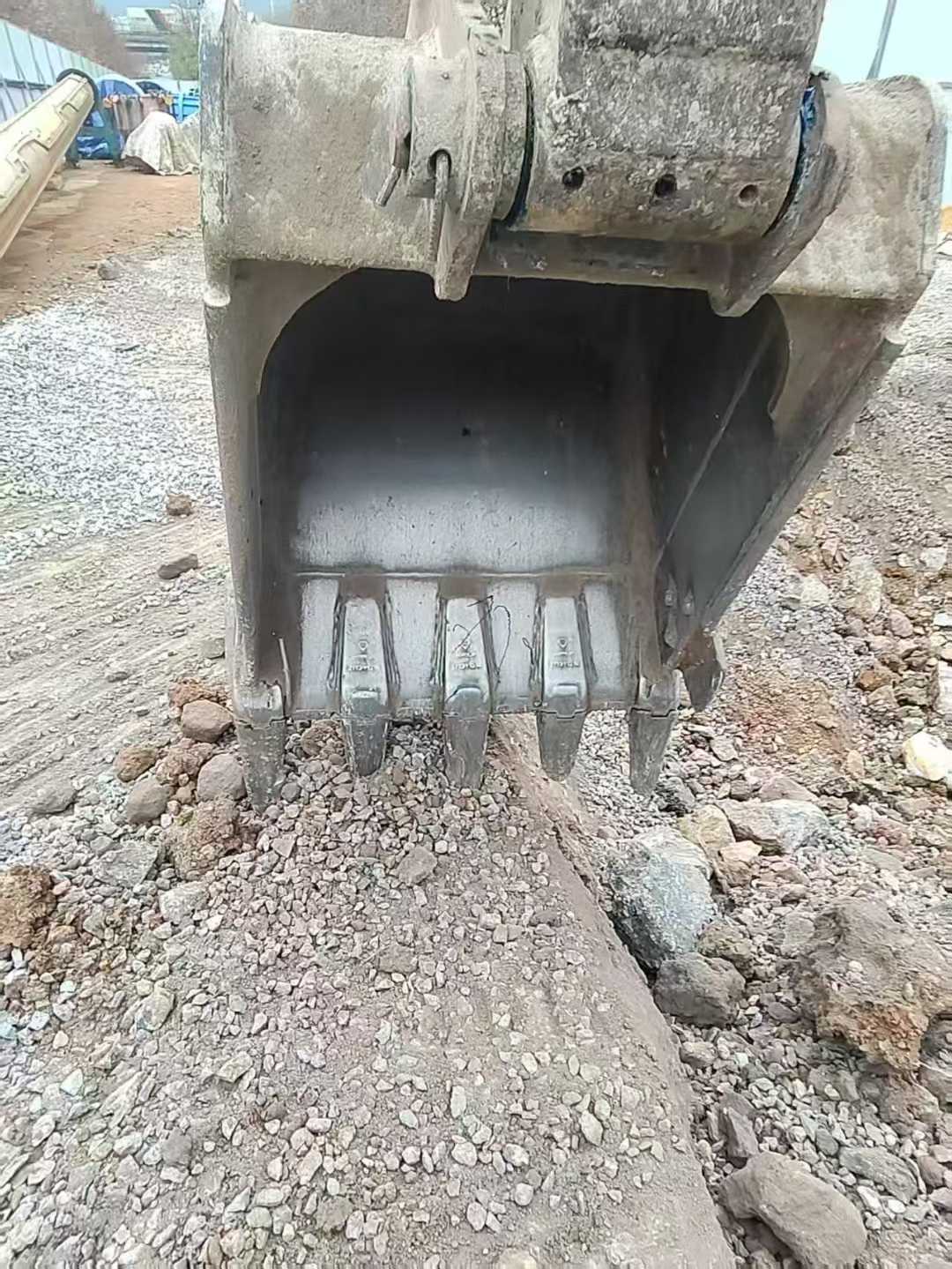 Used XCMG XE150 Excavator 2015 Model / 7