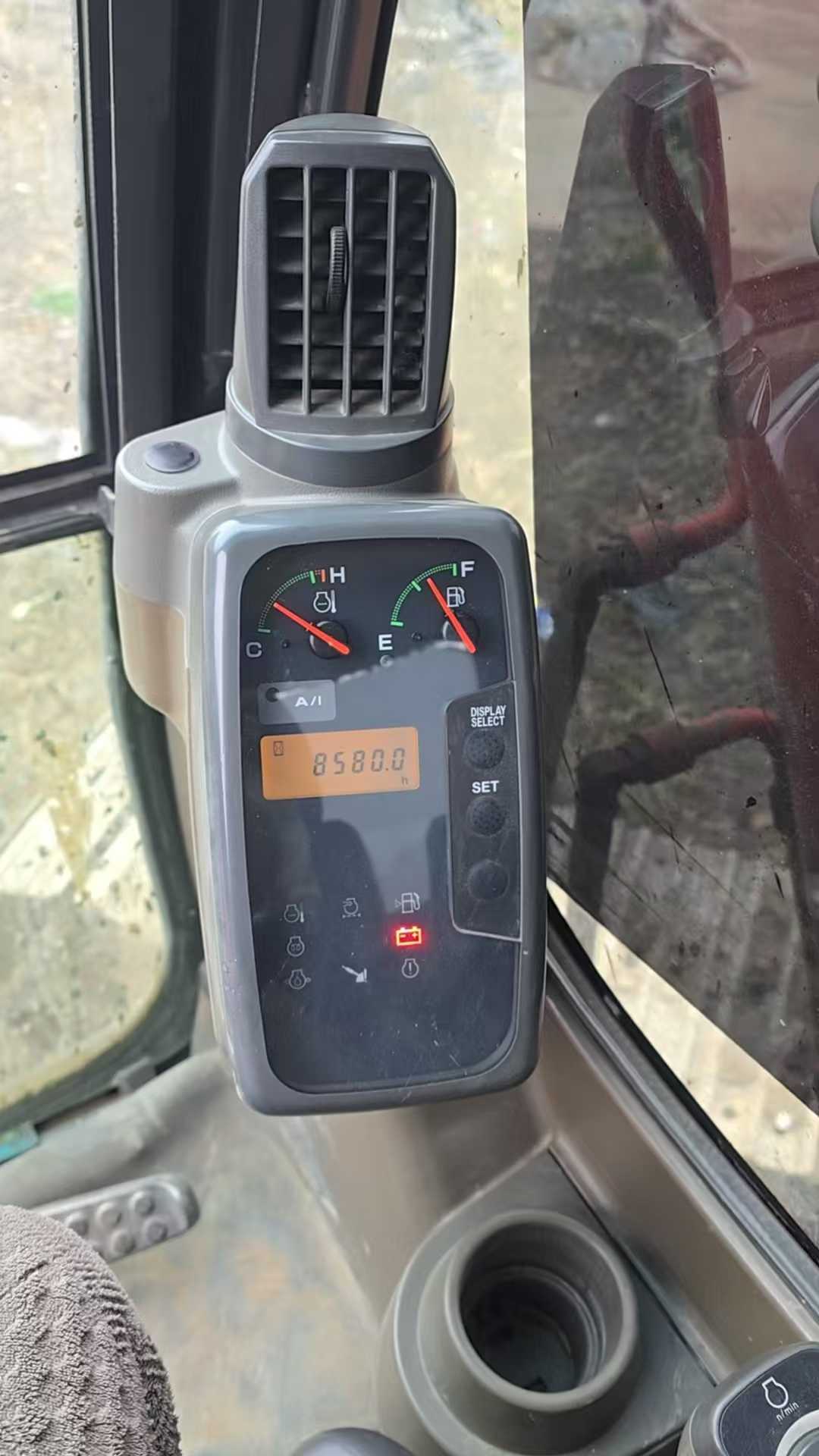 Used Hitachi ZX70 Excavator 2015 Model / 9