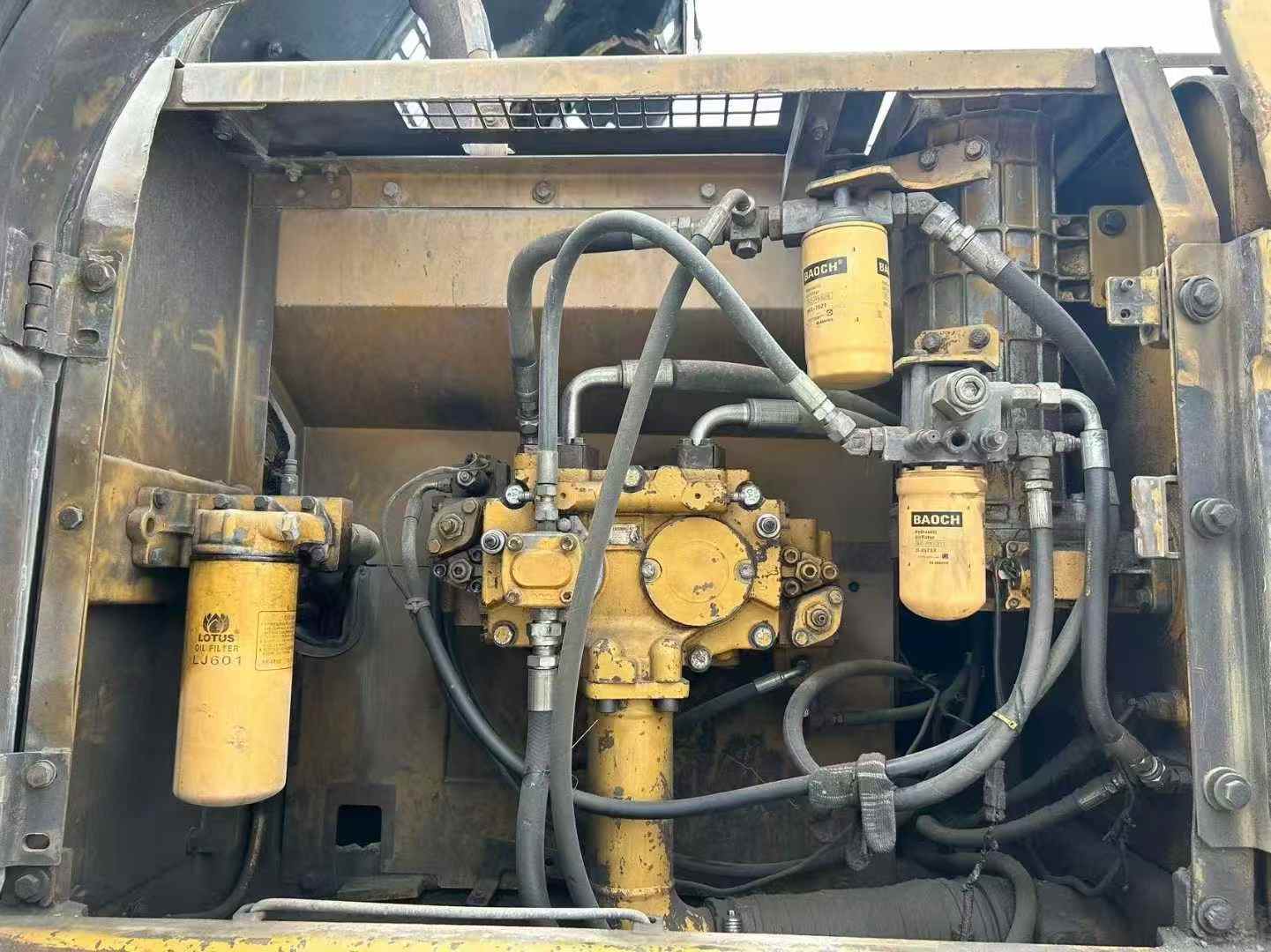 Used Caterpillar 329D Excavator 2016 Model / 9