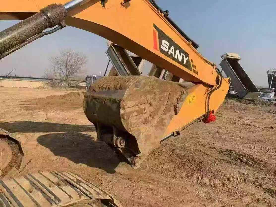 Used Sany SY305H Excavator 2016 Model / 7