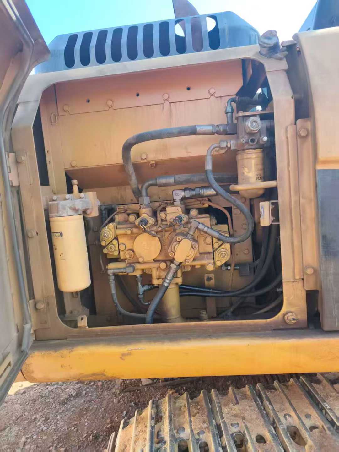 Used Caterpillar M315D Excavator 2016 Model / 5