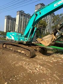 Buy Kobelco SK210 Used Excavator / 3 Used Kobelco SK210 Excavator 2011 Model / 3