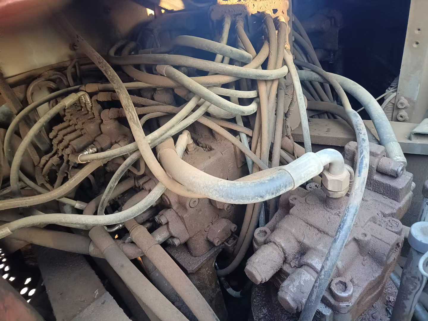 Used Hitachi ZAXIS200 Excavator 2016 Model / 5