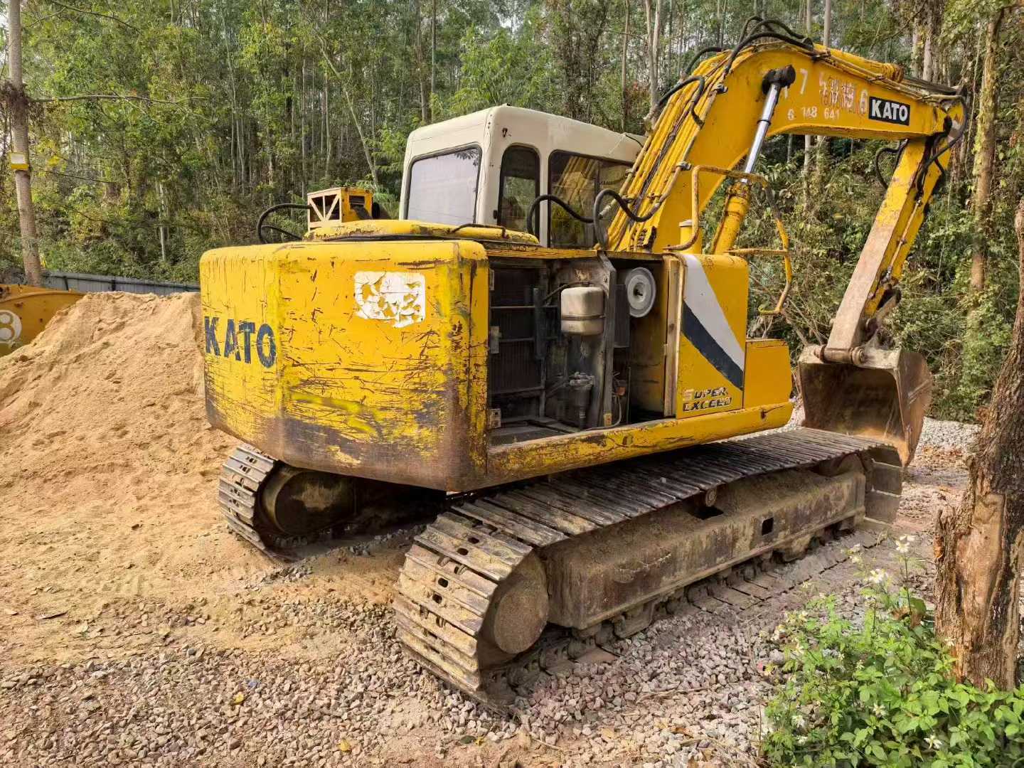 Used Kato HD512 Excavator 2016 Model / 8