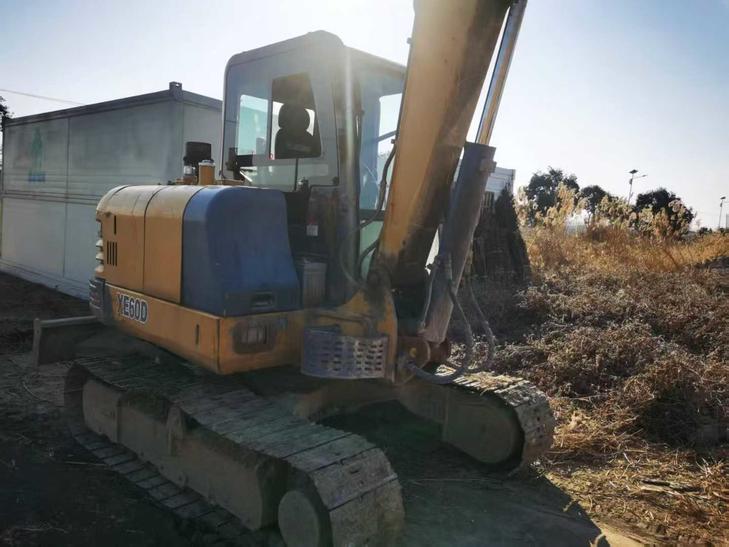 Buy XCMG XE60 Used Excavator / 1