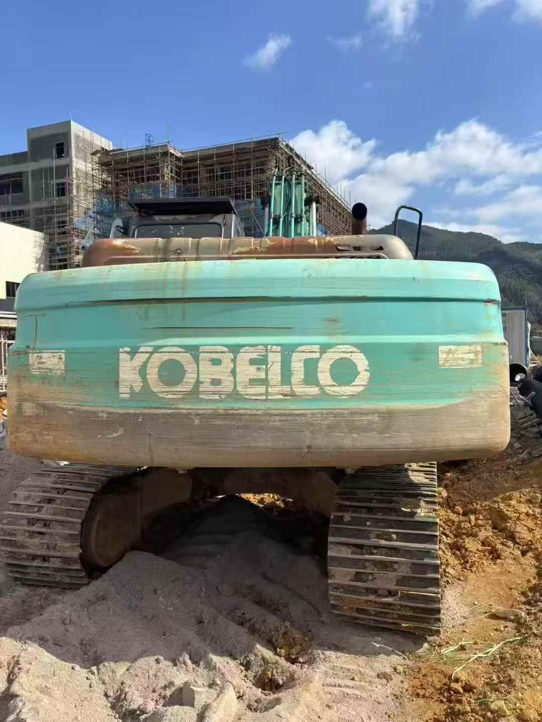 Used Kobelco SK200 Excavator 2016 Model / 3